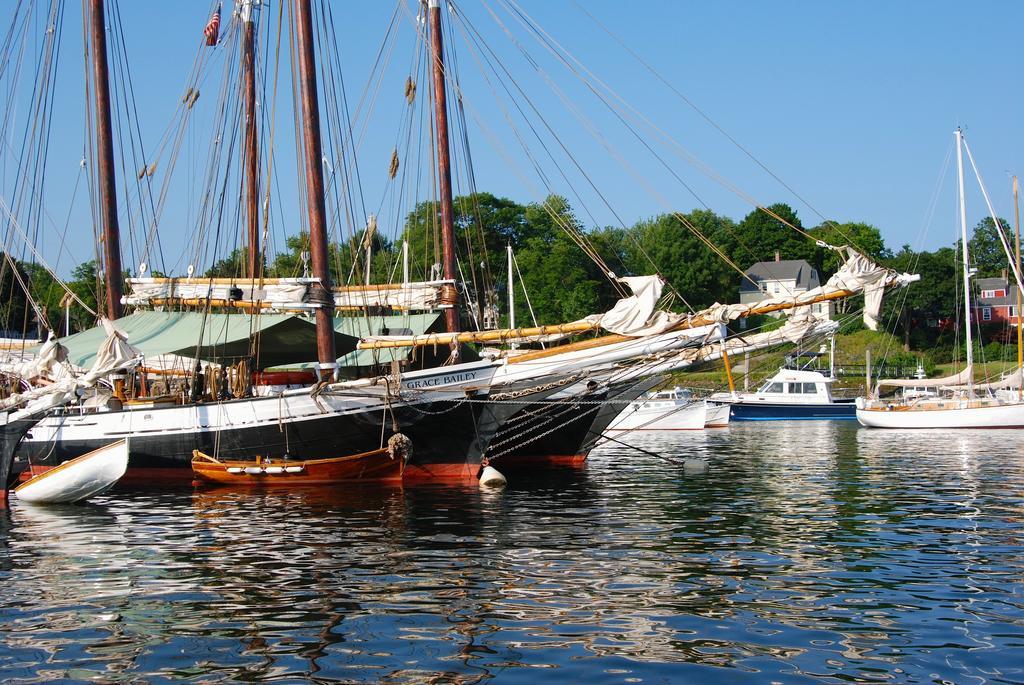 Relais Chateaux Camden Harbour Inn Exterior photo