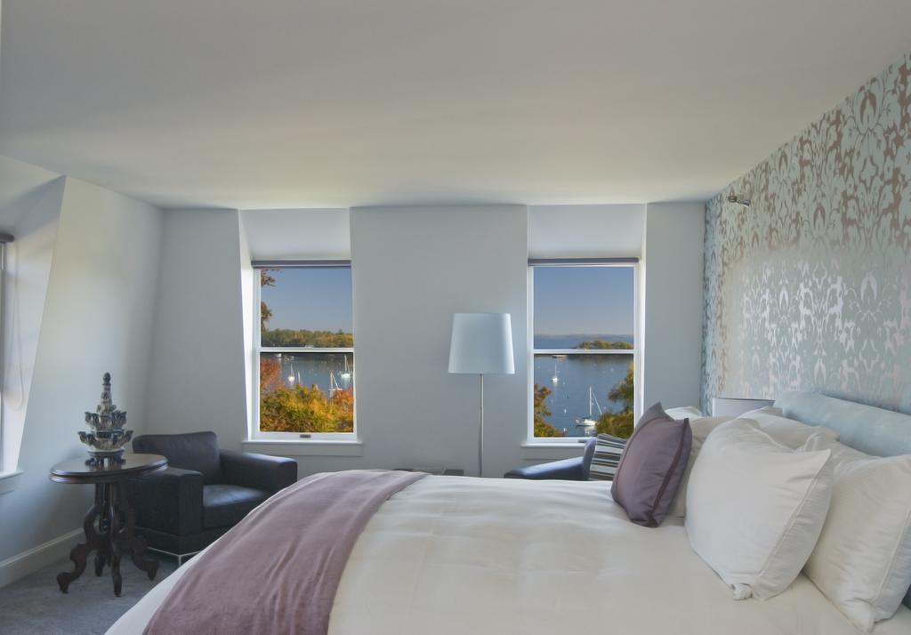 Relais Chateaux Camden Harbour Inn Room photo
