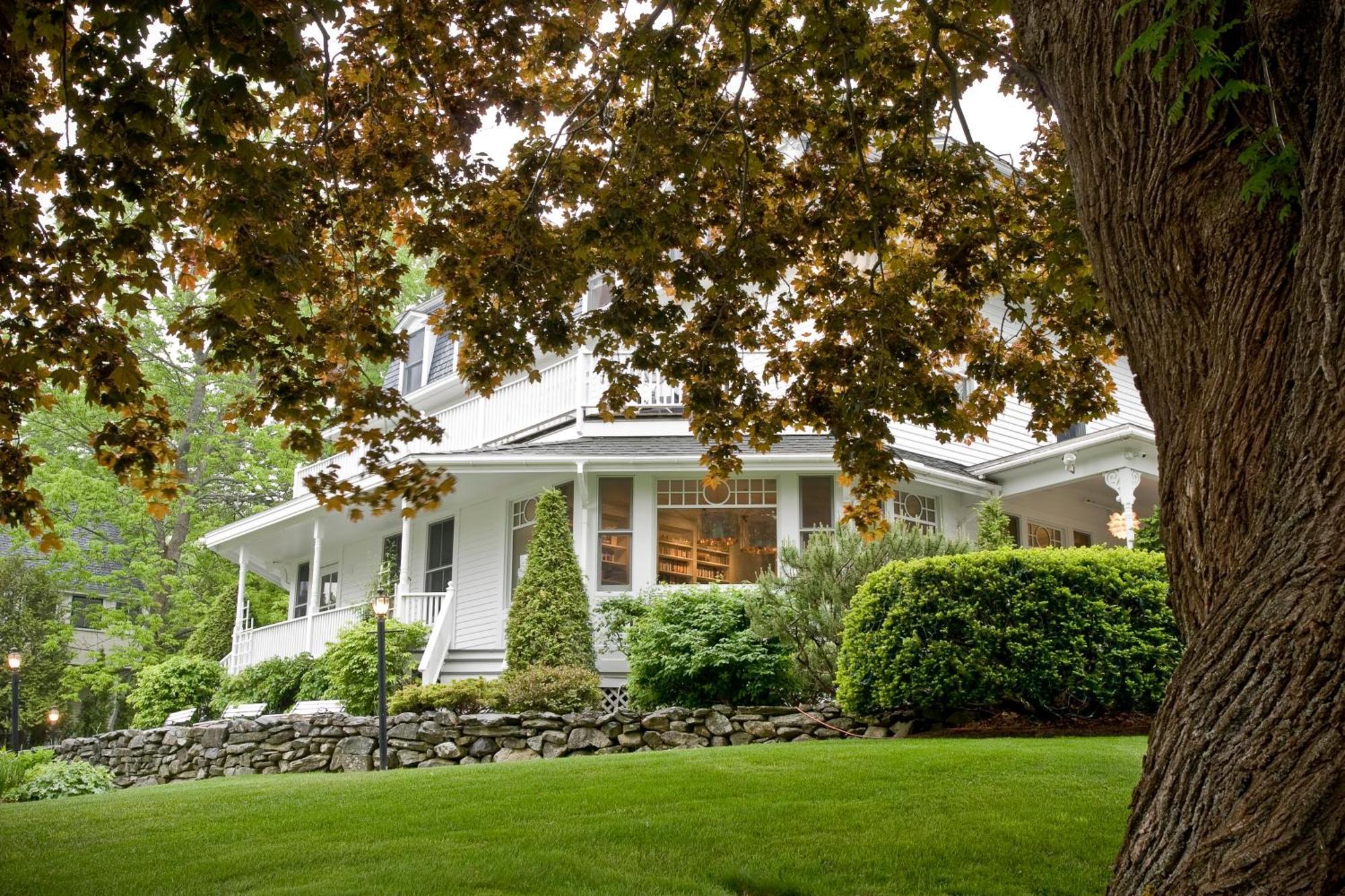 Relais Chateaux Camden Harbour Inn Exterior photo