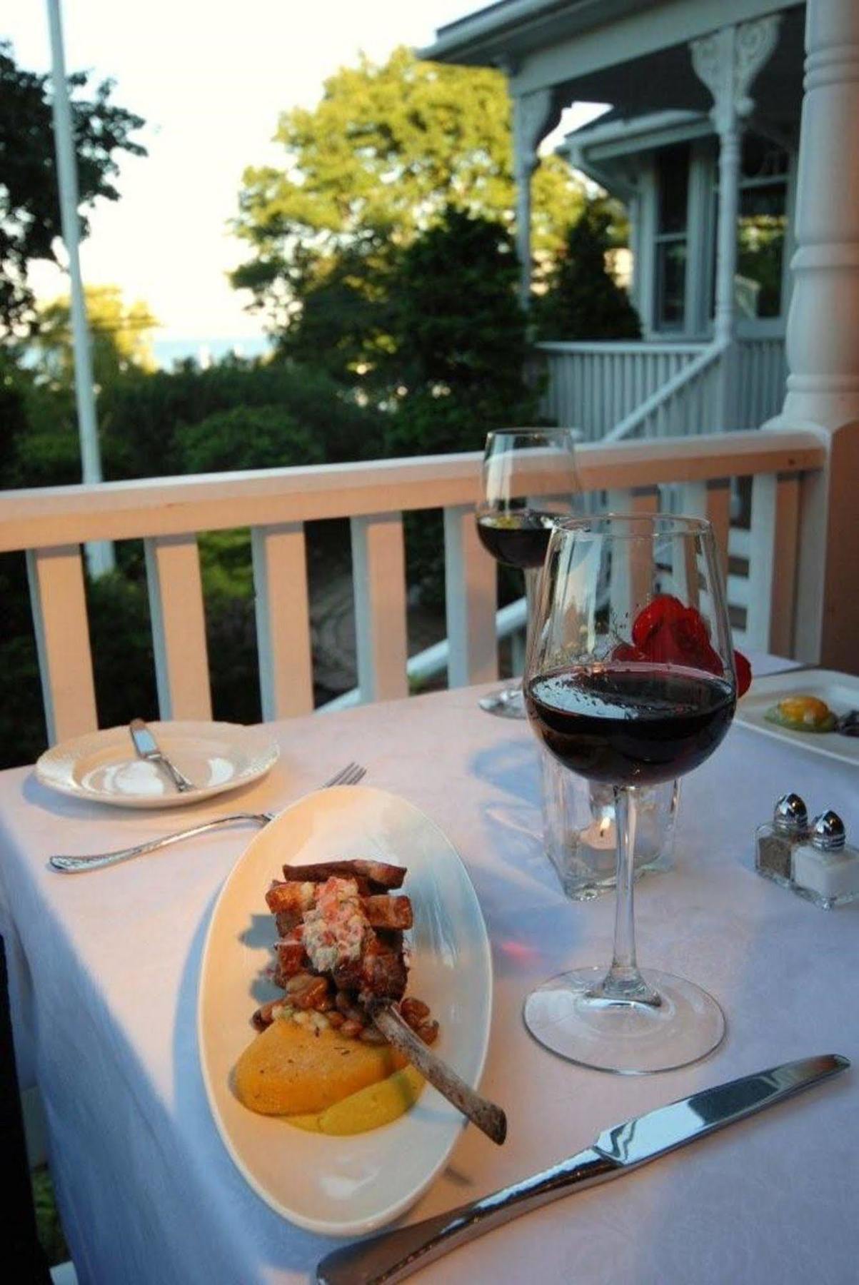 Relais Chateaux Camden Harbour Inn Exterior photo